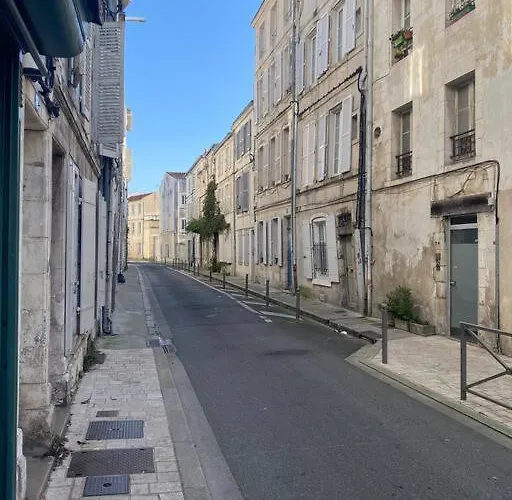 Bel - 2 - Proche Du Vieux Marche شقة